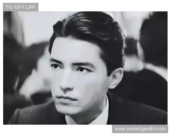 尊龙真人国际：多平台无缝连接，支持手机电脑多终端畅享真人娱乐乐趣